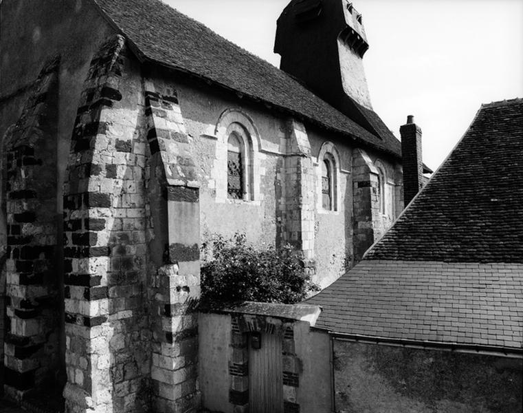 Façade sud, vue prise de l'angle sud-ouest.