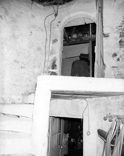 Escalier à vis : palier supérieur.