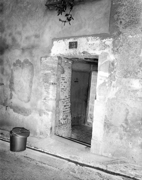 Puits intérieur : face postérieure - rue du Collège Ribaton (1-3).