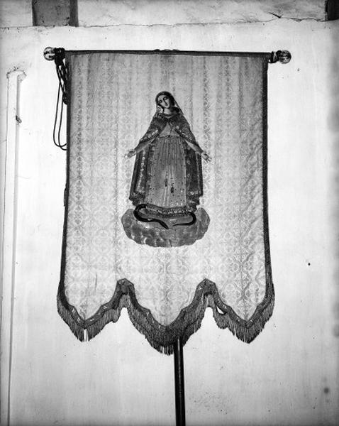 Bannière de procession, de sainte Montaine