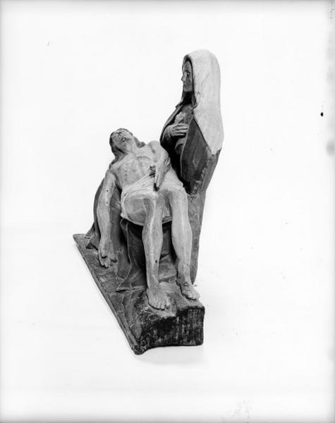 Groupe sculpté : Vierge de Pitié