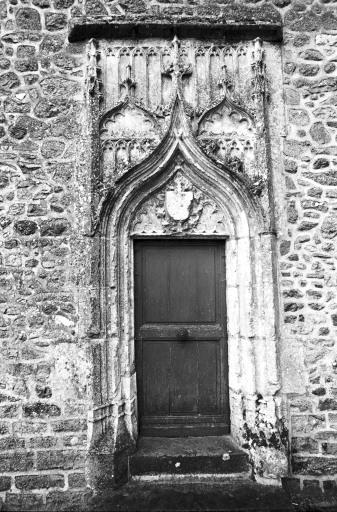 Détail de la porte du bras du transept sud.