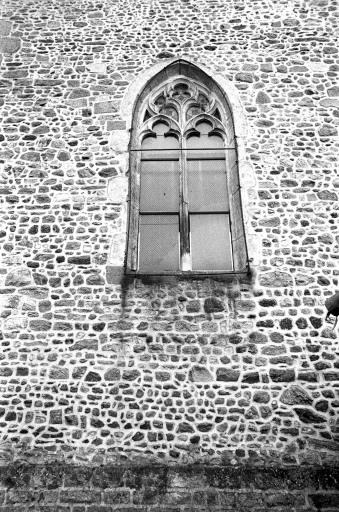 Détail d'une baie du bras du transept sud.