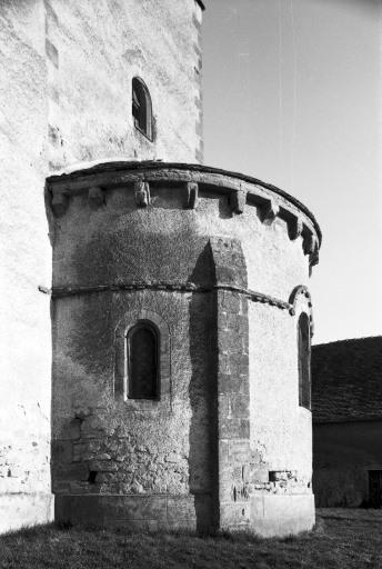 Façade Est, détail du chevet, face droite.