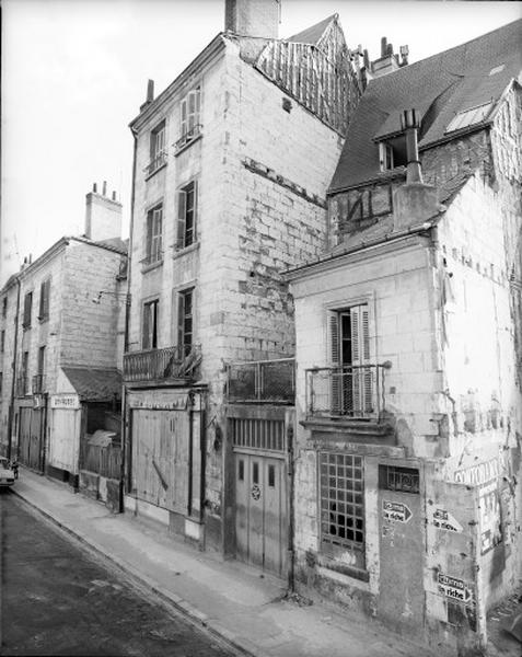 Façade antérieure sur rue (vers 1862).