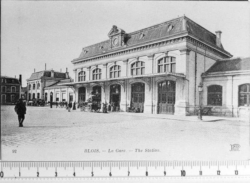 Nouvelle gare construite en 1890. Façade sud-est.
