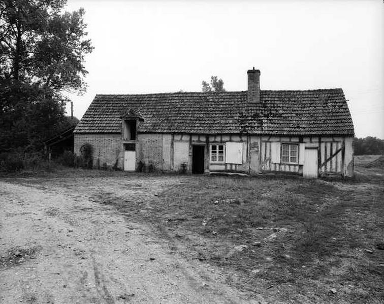 Façade ouest de l'habitation.