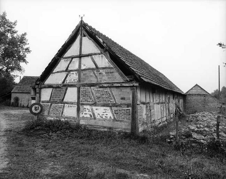 Vue de volume de la grange, pignon Est.