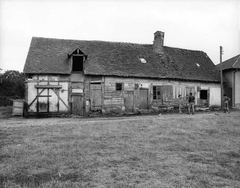 Façade antérieure de l'ancien logis.