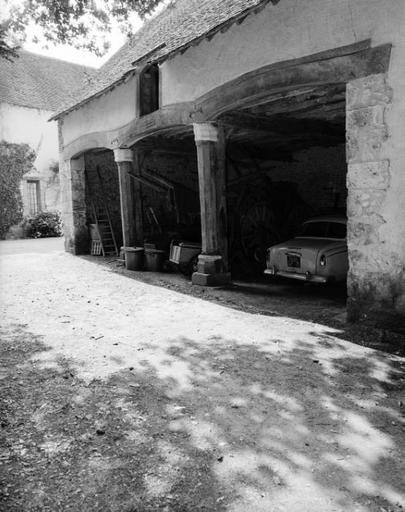 Vue de la remise à l'extrémité sud-est de l'orangerie.