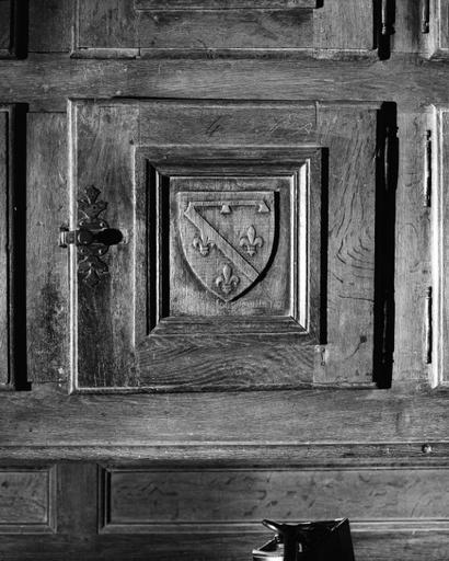 Détail d'un panneau armorié aux armes de François Ier d'Orléans-Longueville.