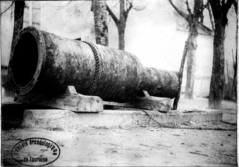 Canon : bombarde
