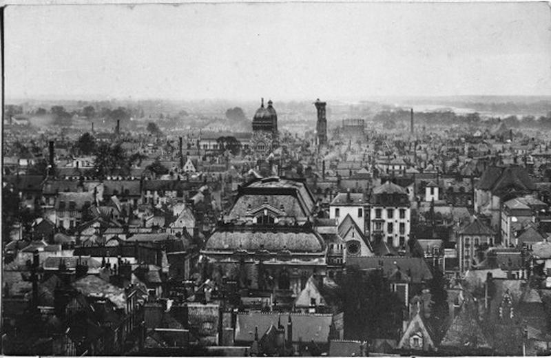 Vue générale de la ville de Tours.