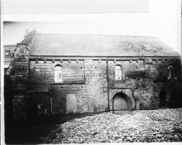 Facade côté sud photographiée au cours de la deuxième motié du XIXème Siècle.