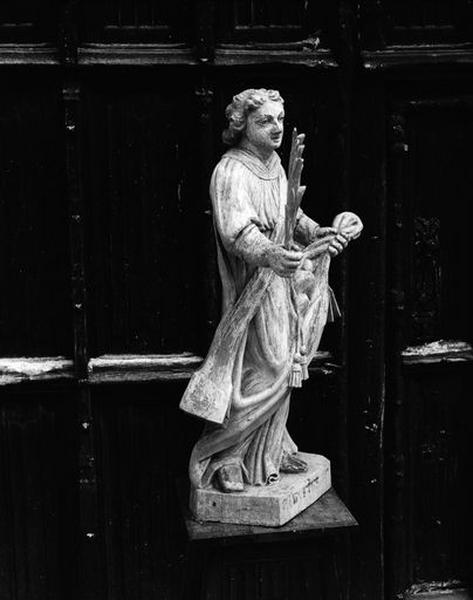 Statuette : saint Etienne