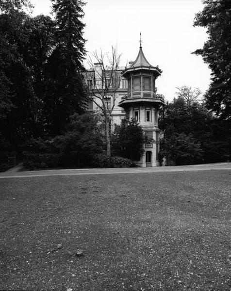 Ancien château d'eau.