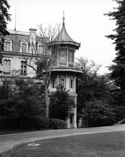 Ancien château d'eau.