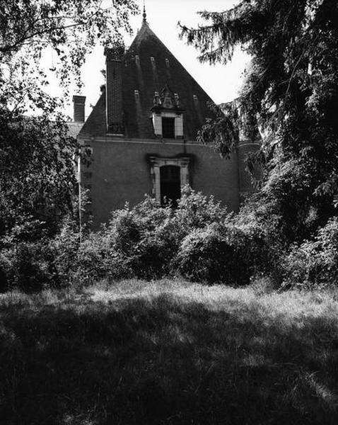 Corps de logis principal, façade postérieure.