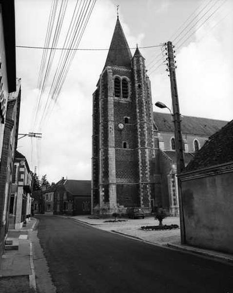 Tour-clocher, côté sud.