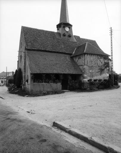 Vue générale, façade sud, auvent.