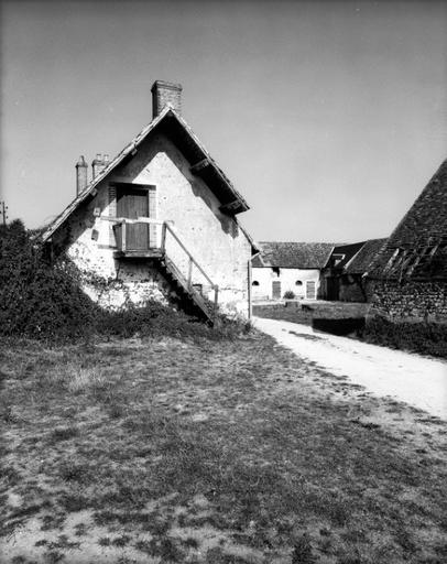 Pignon sud-est du logis.