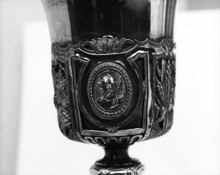 Détail d'un Saint (?) sur le troisième médaillon.