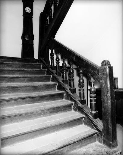 Escalier du corps de logis central.