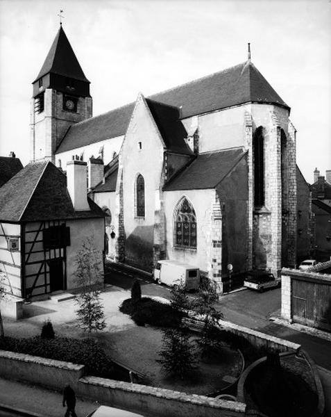 Vue de volume prise du sud-Est, du 1 bis rue des Dames.