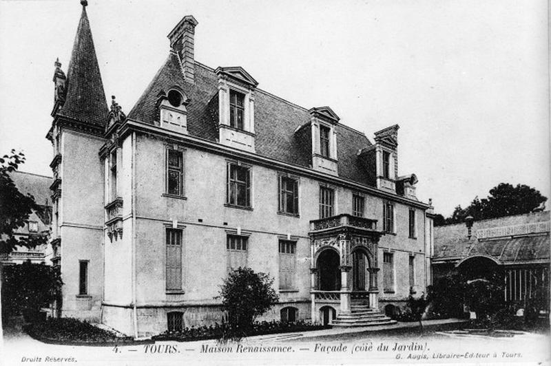 Maison style 'renaissance' du XIXe.