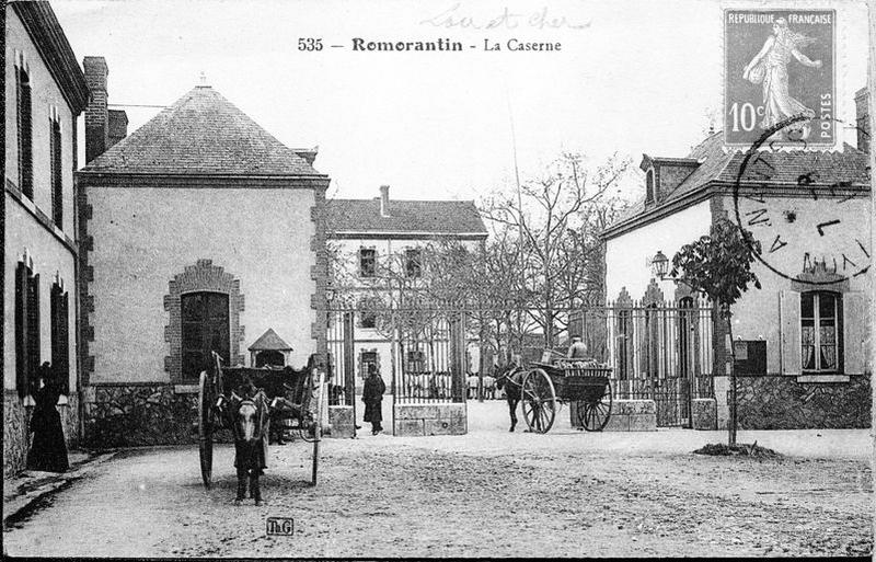 Entrée de la caserne, aujourd'hui disparue.
