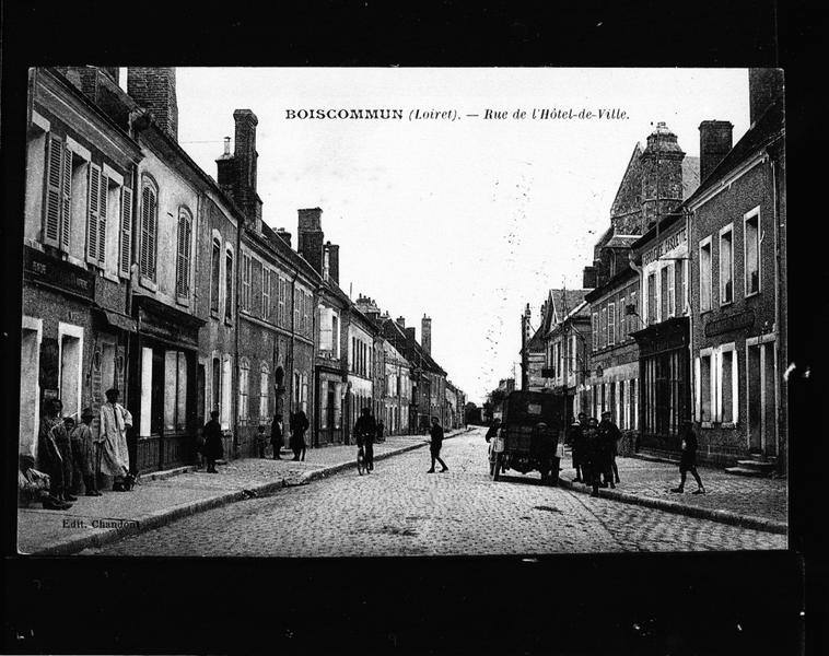 La rue de l'Hôtel de Ville.