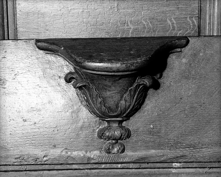 Deuxième rangée sud, miséricorde n° 10, 18e siècle.