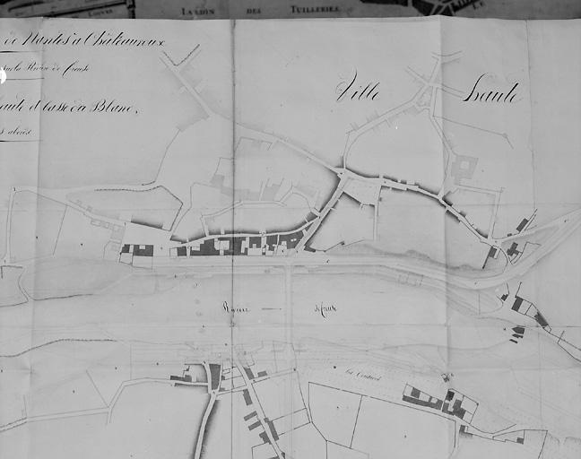 Détail du plan de la ville haute dressé au 1/200e lors du projet de construction d'un pont sur la Creuse en 1811. Le nord est en bas.