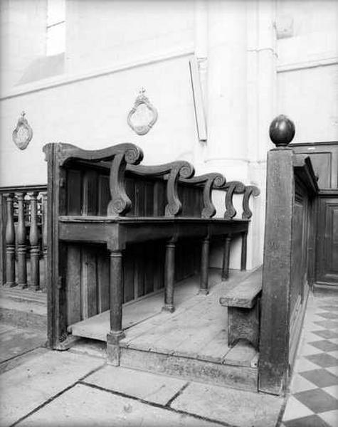 Banc d'oeuvre, banc de choeur