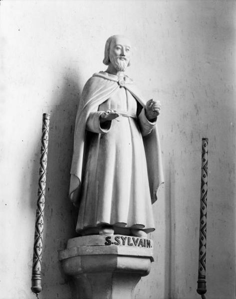 Statue (demi-nature) : saint Silvain