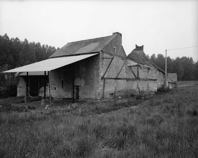 Façade postérieure de l'ancien logis sans sa tourelle.