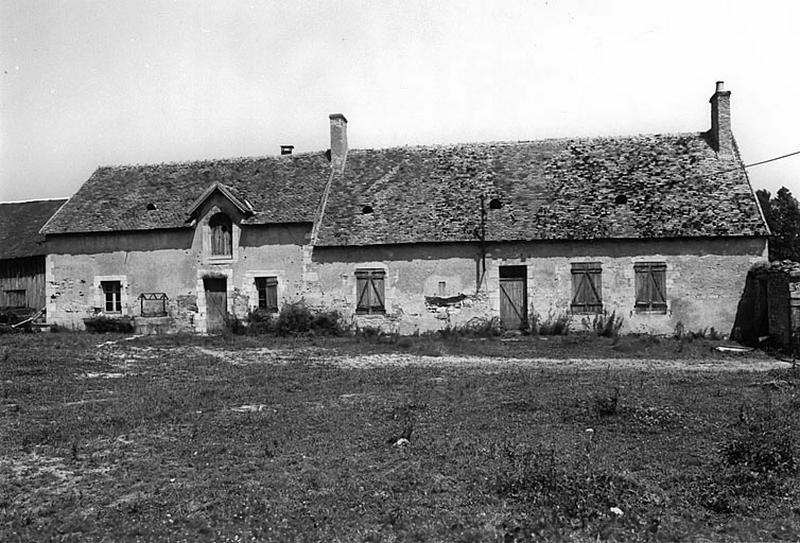 Ancienne maison d'habitation : façade antérieure.