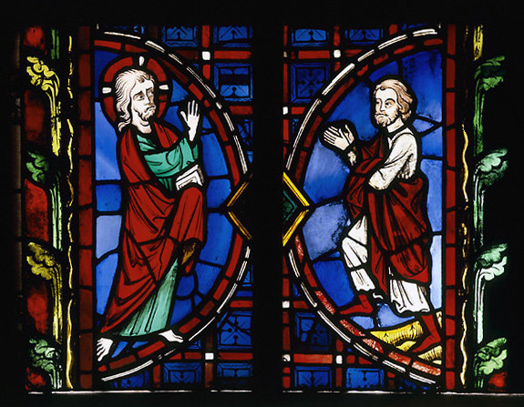 Vitrail déposé : Dieu le Père, tenant le Livre des Promesses, bénit Adam.