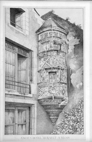 Bâtiment sud, façade ouest. Tourelle en encorbellement.