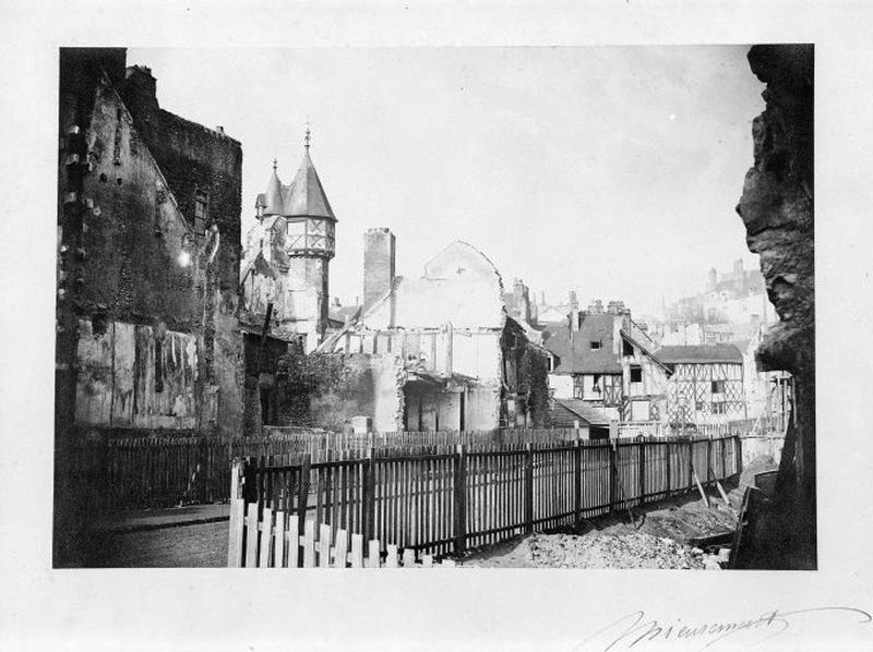 Vue prise lors du percement de la rue du Prince Impérial (actuelle rue Denis Papin).