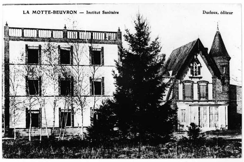 Façade sur rue du sanatorium.