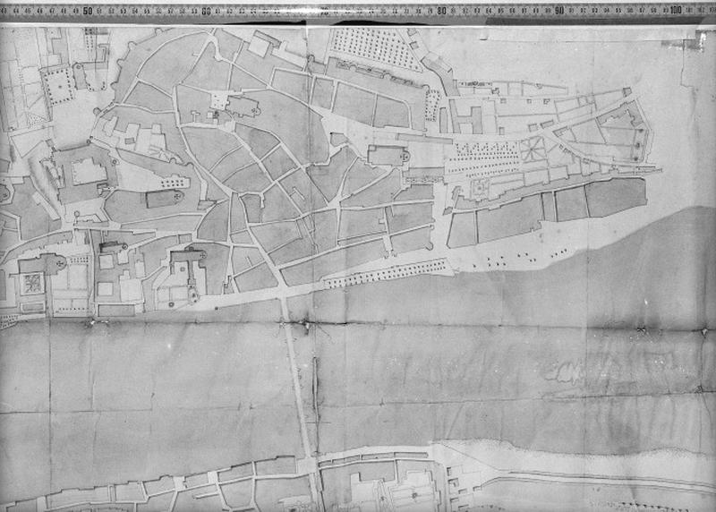 Plan de Blois au XVIIIème siècle. Détail du Plan de Blois et de ses abords : plan de l'église au milieu du XVIIIè siècle-plan de l'église au milieu du XVIIIè siècle-plan de l'église au milieu du XVIIIè siècle.