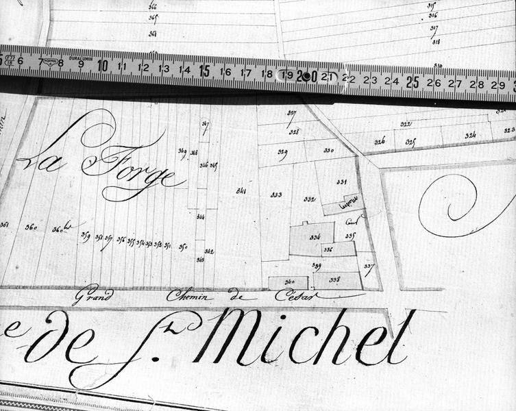 Ancien cadastre (1814-15) : extension du bâti.