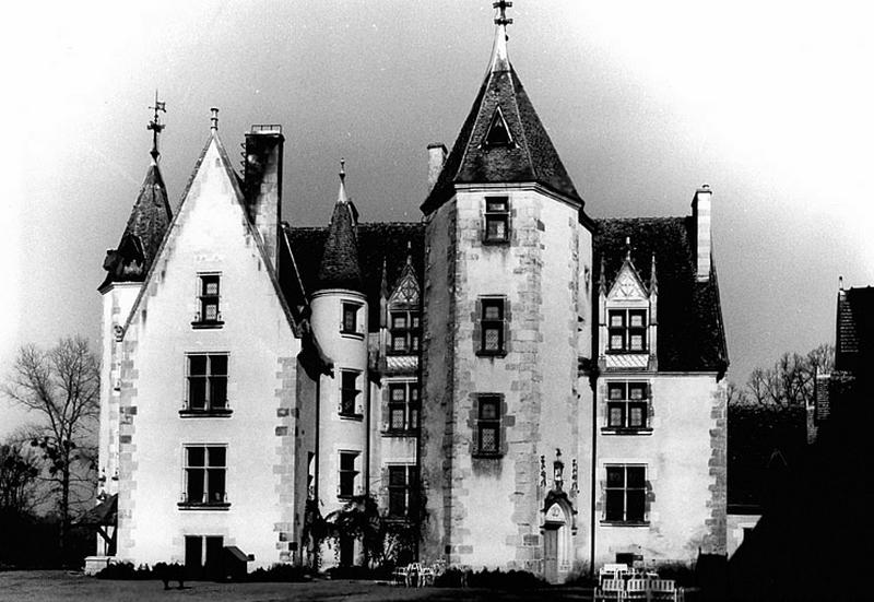 Château de la Mothe : façade sud.