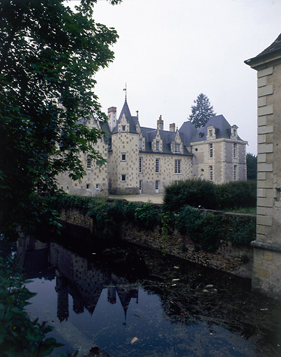 Château, maison d'enfants handicapés