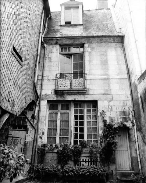 Façade sud sur cour.