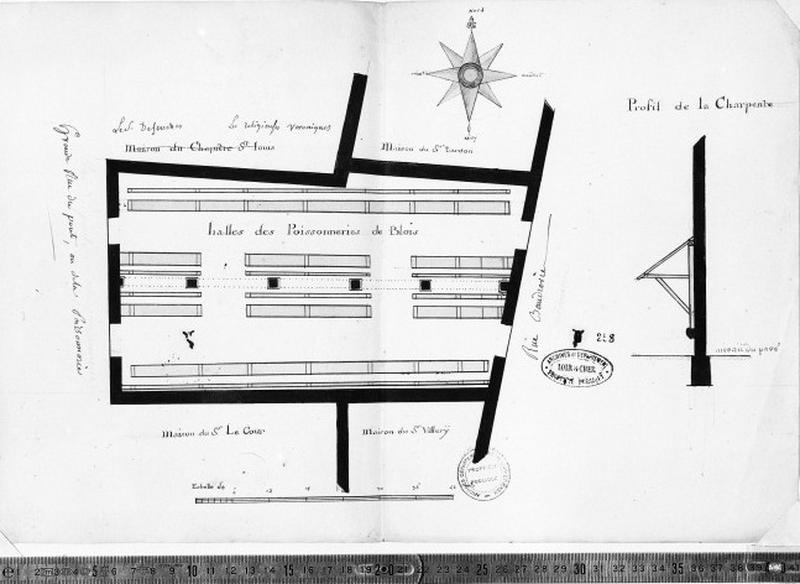 Plan du rez-de-chaussée et profil de la charpente.