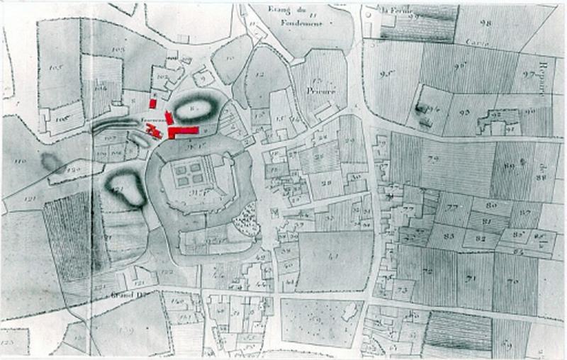 Plan terrier du 18ème siècle extrait du 'Plan général des terres et seigneureries de Meillant, Arfeuille...'. 1ère carte de Meillant. Détail : centre du bourg et les fourneaux.