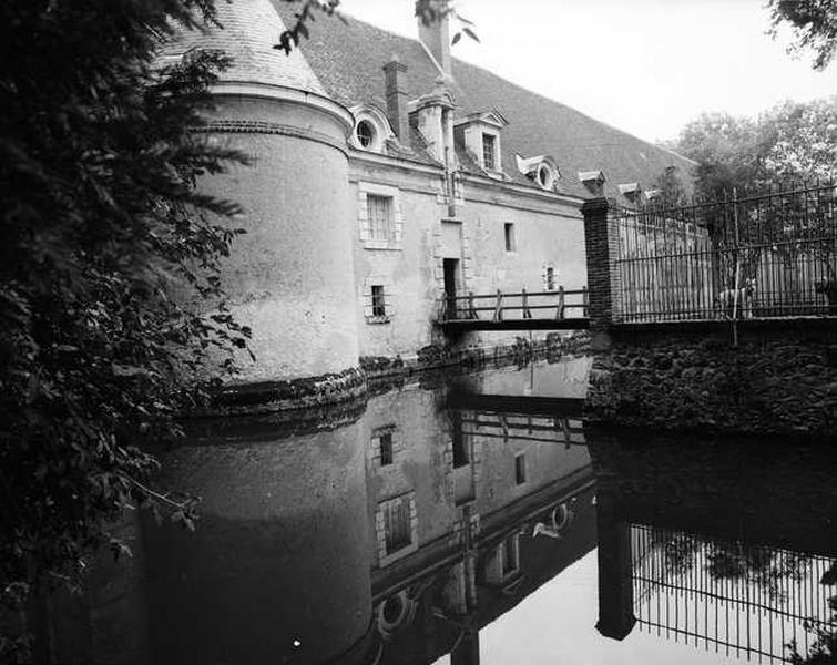 Bâtiment ouest des communs, élévation postérieure ouest.