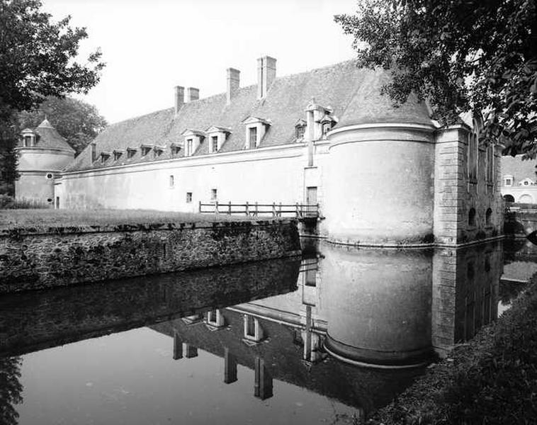 Bâtiment Est des communs, vue de volume prise du nord-Est.